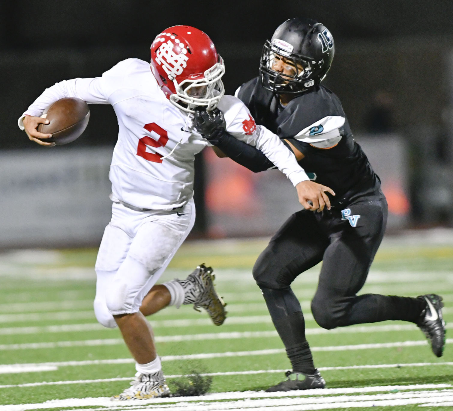 092217 SM PV football 08.jpg